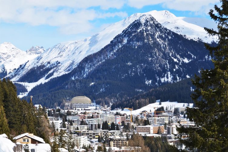 VIP Helikopterflug von Zürich zum WEF in Davos